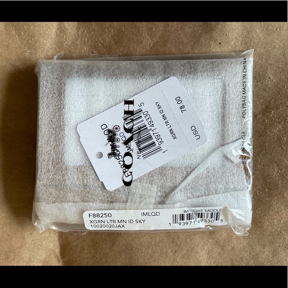 Coach Mini Skinny ID Card Case Im/Light Saddle NWT - Picture 10 of 10